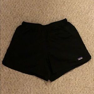 Patagonia baggies 5”